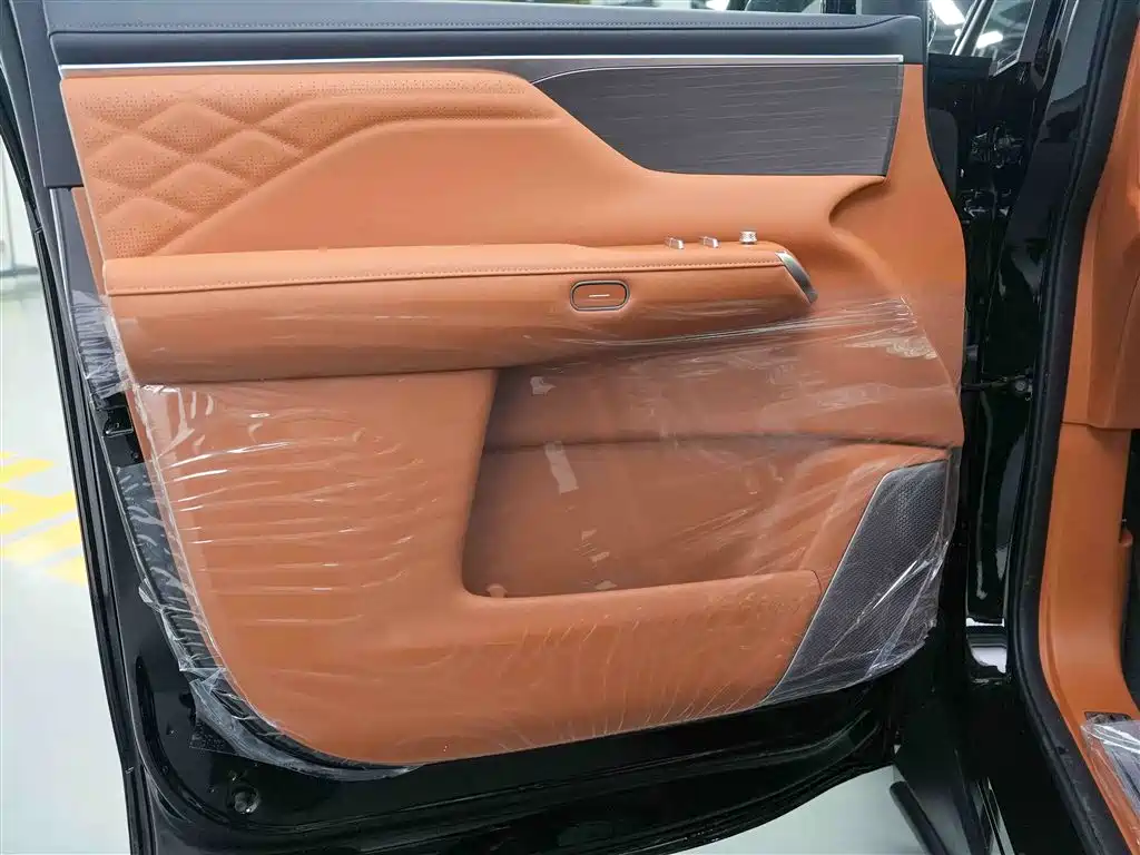 Buick Buick GL8 Century 2026 Luxury Edition 2026 - thumbnail 9