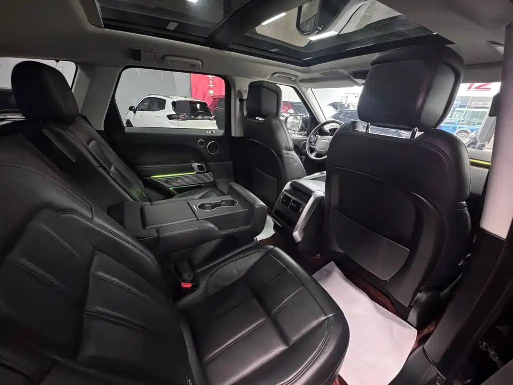 Land Rover Range Rover Sport P400e SE 2021 - thumbnail 12