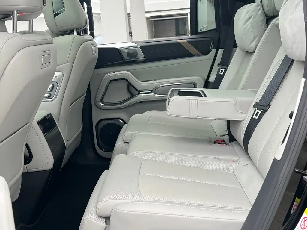 Fang Cheng Bao Bao 8 2025 Zhiyong Flagship Edition 5-Seater 2026 - thumbnail 5