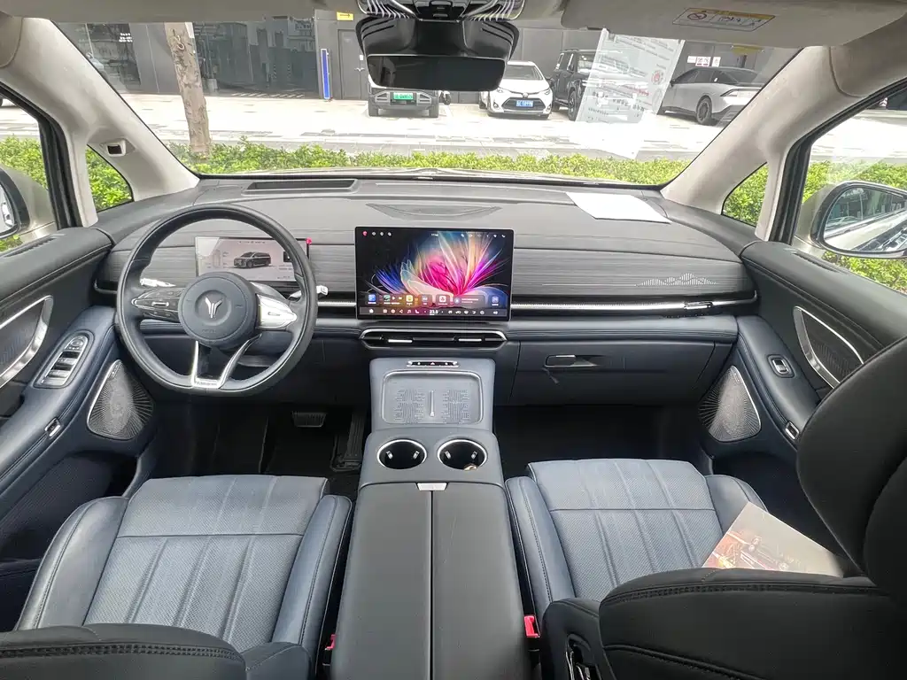 Voyah Voyah Dreamer 2026 PHEV Qiankun Ultra 2025 - thumbnail 13