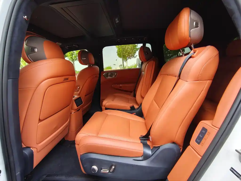 Lynk & Co Lynk & Co 900 2025 2.0T Ultra 6-Seater 2025 - thumbnail 11
