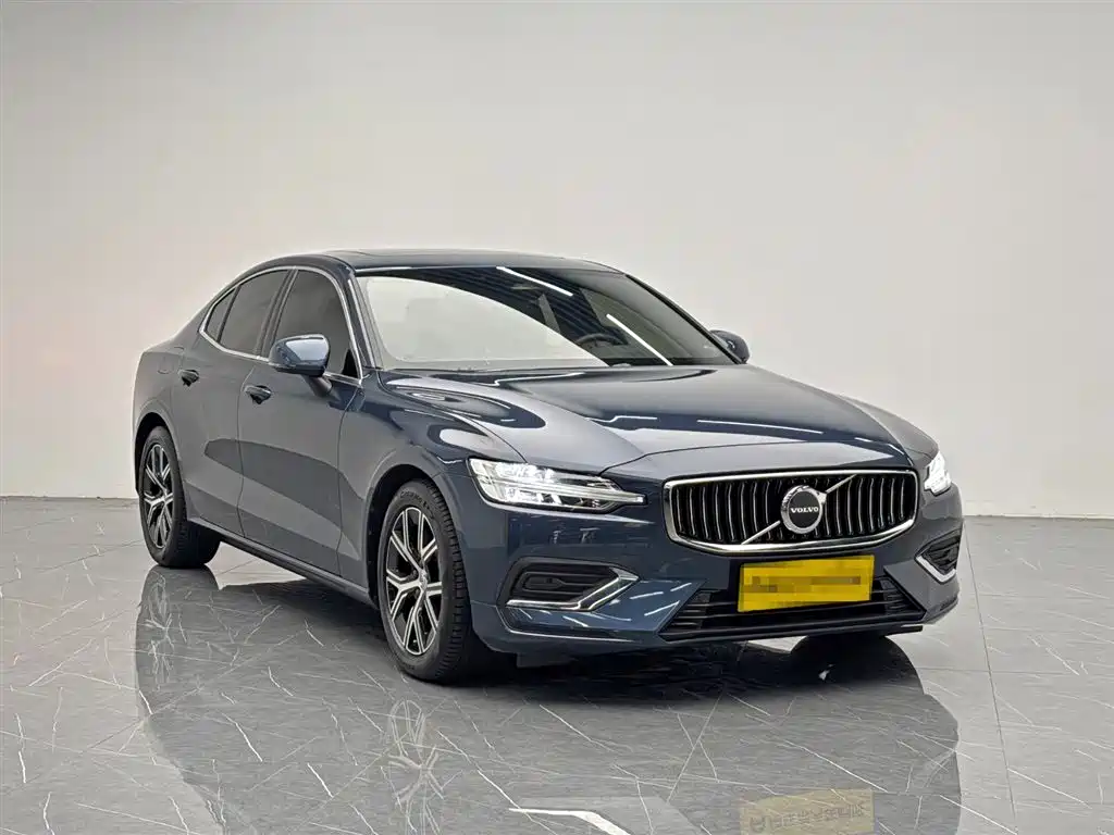 Volvo Volvo S60 B4 2023 - thumbnail 8