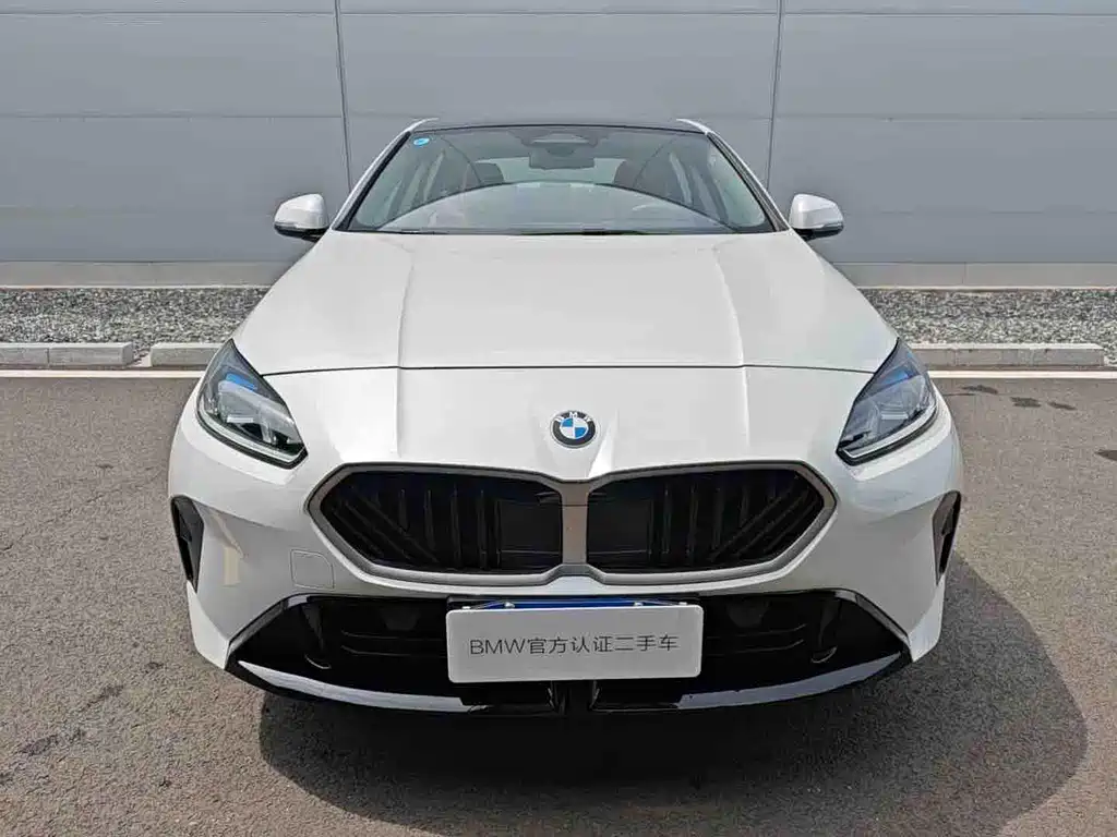 BMW BMW 2 Series 225L M Sport Package 2025 - thumbnail 3