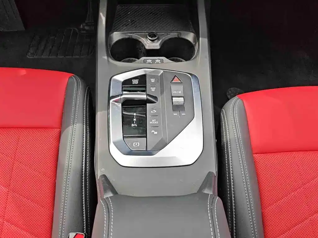 BMW BMW 2 Series 225L M Sport Package 2025 - thumbnail 8