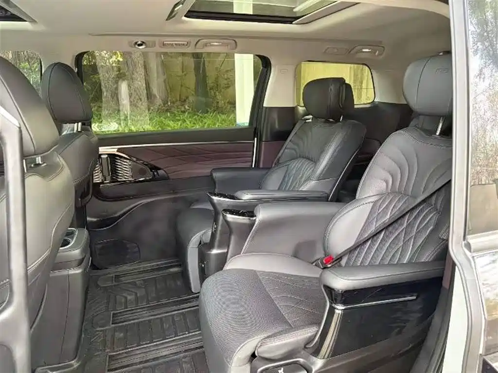 GAC Trumpchi GAC Trumpchi M8 2024 Grandmaster Series 400T Prestige Edition 2024 - thumbnail 4