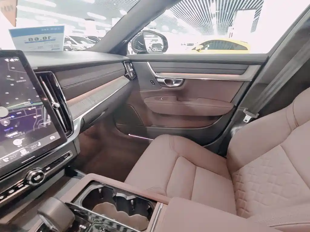 Volvo Volvo S90 B5 2026 - thumbnail 8