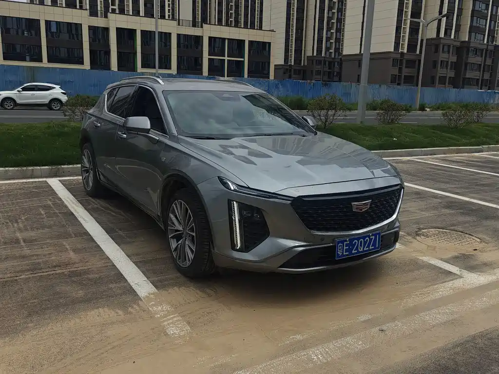 Cadillac Cadillac GT4 2023 25T Prestige 2023 - thumbnail 2
