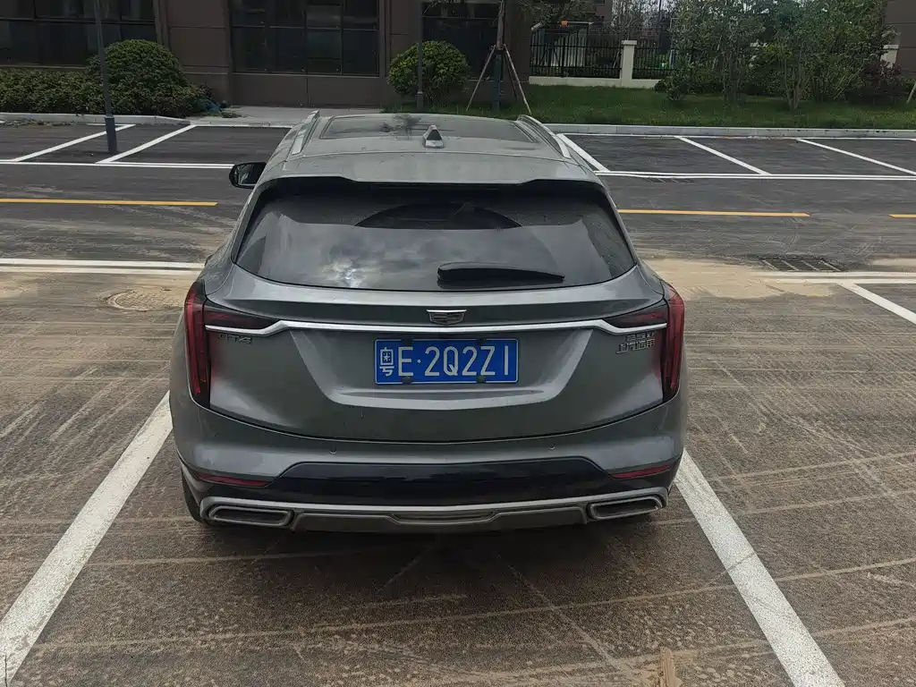 Cadillac Cadillac GT4 2023 25T Prestige 2023 - thumbnail 7