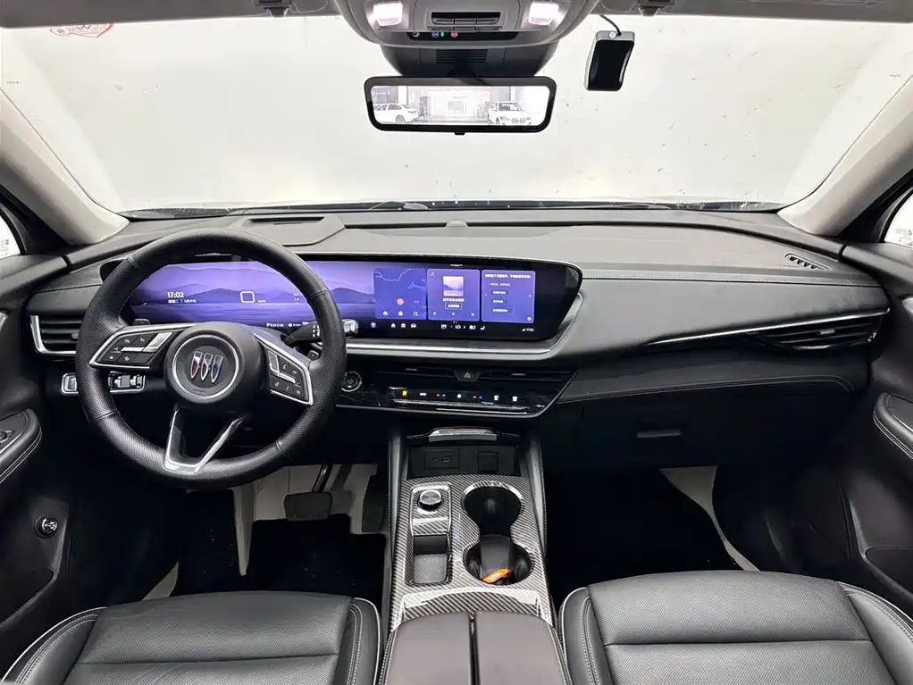 Buick Envision Plus 28T FWD Premium Edition 2024 - thumbnail 10
