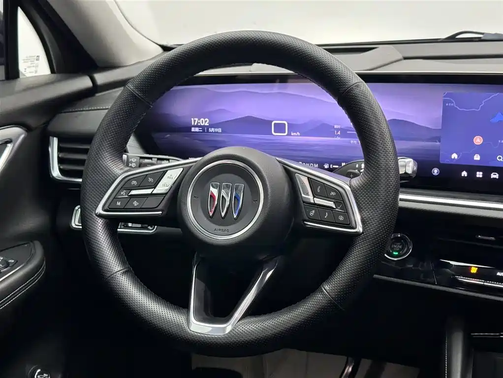 Buick Envision Plus 28T FWD Premium Edition 2024 - thumbnail 12
