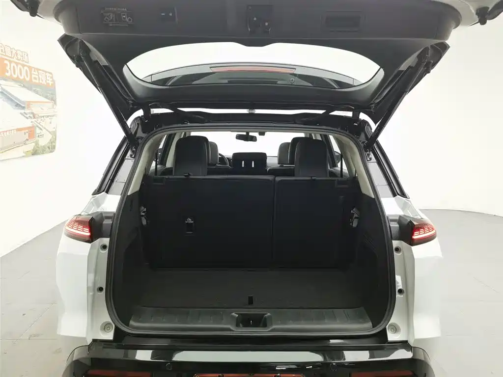 Nissan Nissan Pathfinder 2024 380VC-TURBO AWD Intelligent Driving Edition 7-Seater 2024 - thumbnail 16