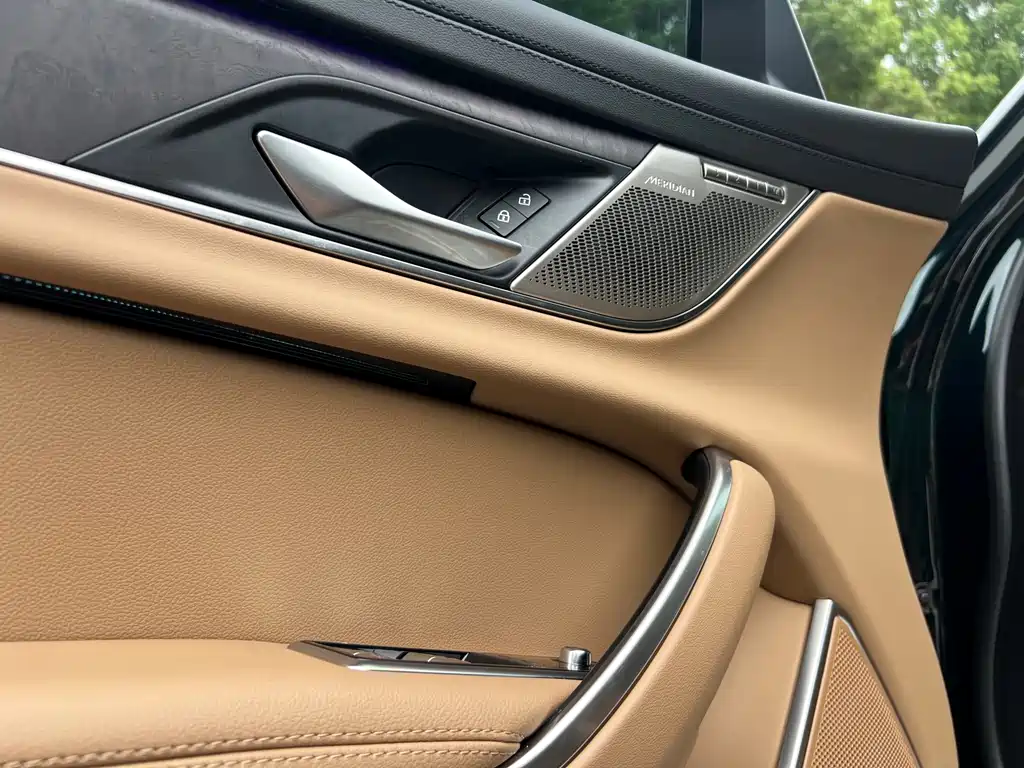 Jaguar Jaguar XFL 2025 2.0T P250 RWD Prestige Luxury 2026 - thumbnail 10