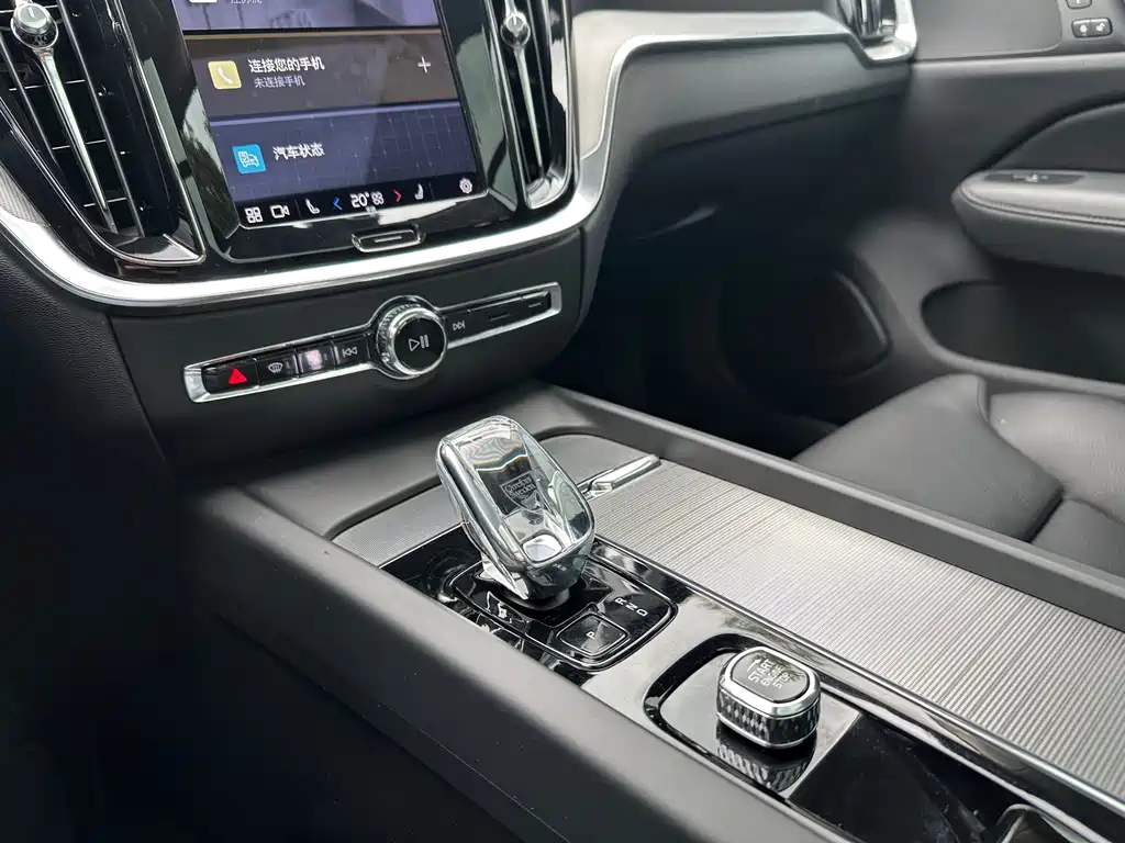 Volvo Volvo V60 B5 2022 - thumbnail 4
