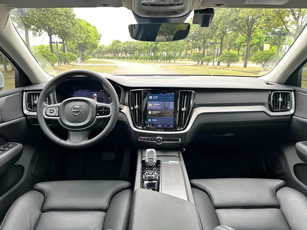 Volvo Volvo V60 B5 2022 - thumbnail 7