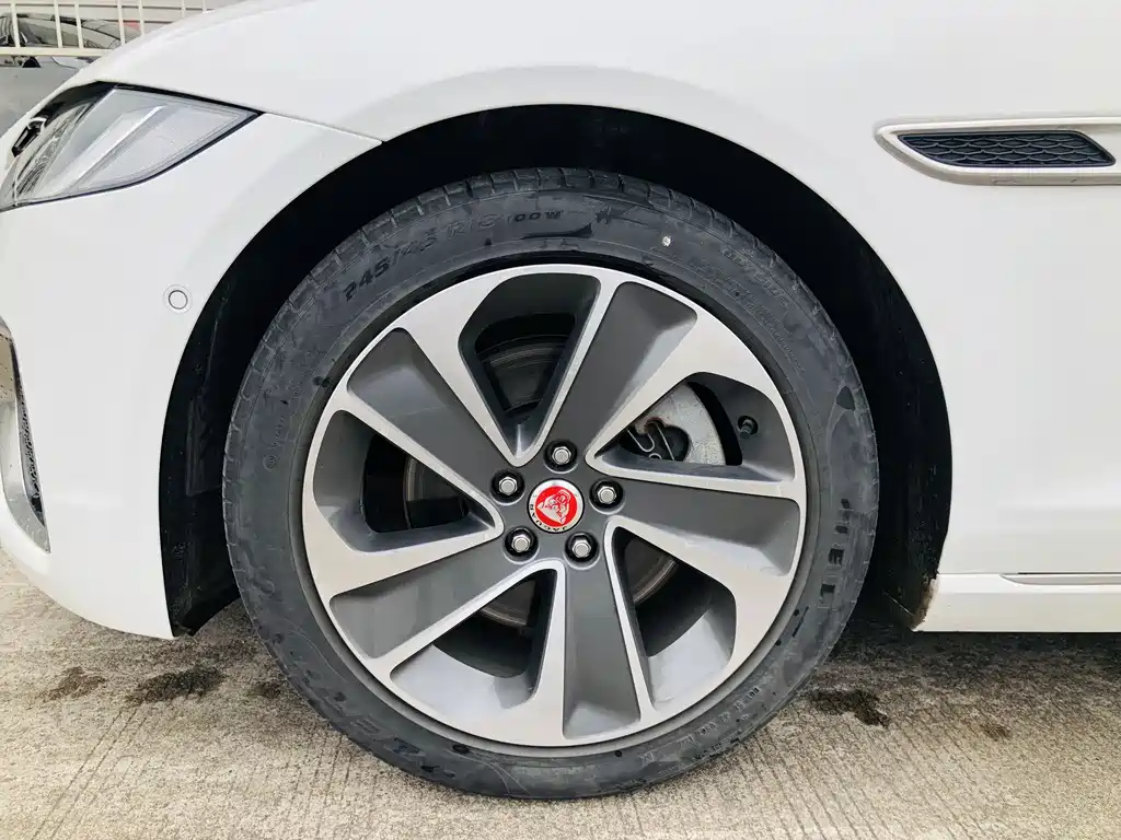 Jaguar Jaguar XFL 2.0T P200 RWD Elite Luxury Edition 2023 - thumbnail 17
