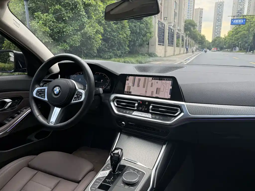 BMW BMW 3 Series 2021 Facelift 325i M Sport Night Edition 2021 - thumbnail 12