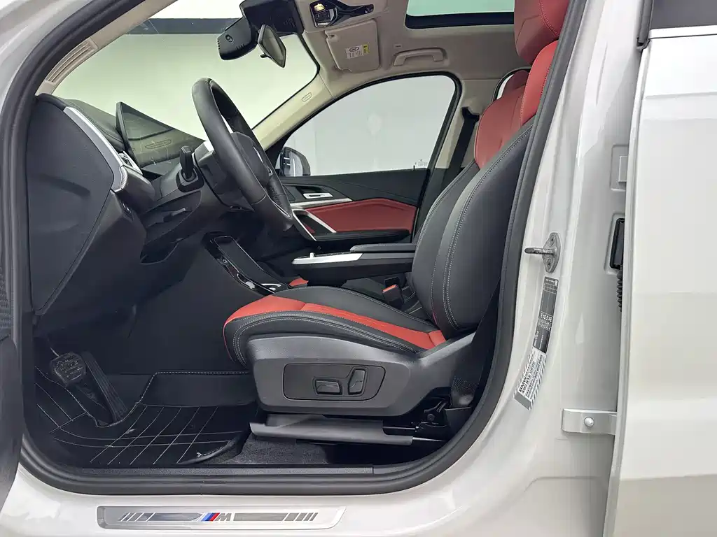 BMW BMW X1 2024 sDrive25Li M Sport Package 2023 - thumbnail 5