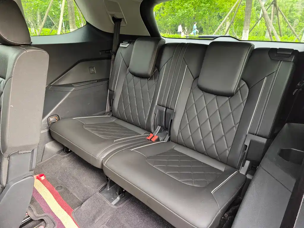 Volkswagen Tavendor 2022 380TSI AWD Flagship Edition 7-Seater 2022 - thumbnail 9