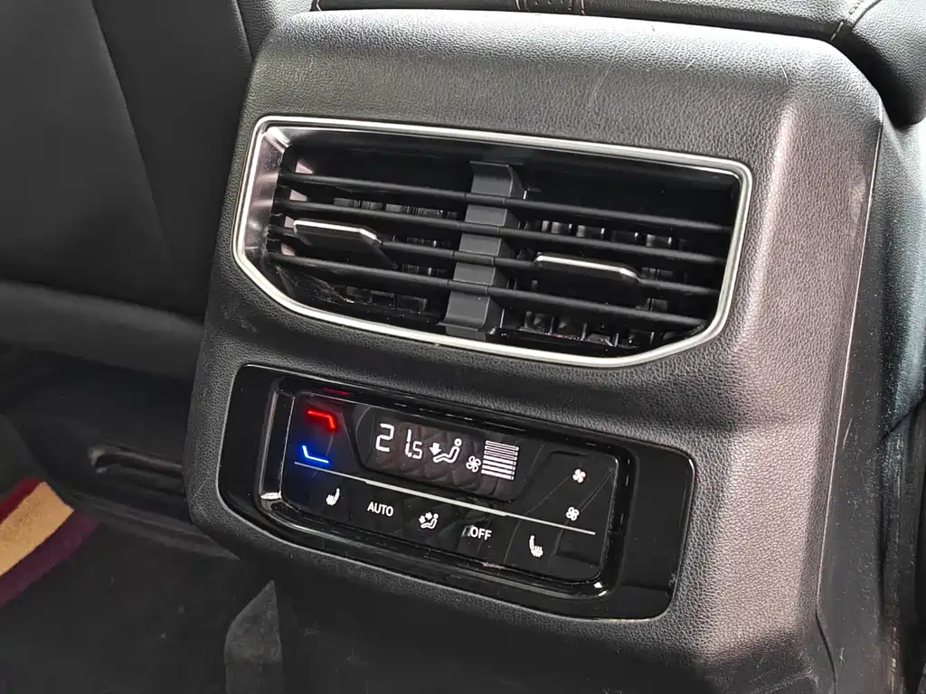 Volkswagen Tavendor 2022 380TSI AWD Flagship Edition 7-Seater 2022 - thumbnail 12