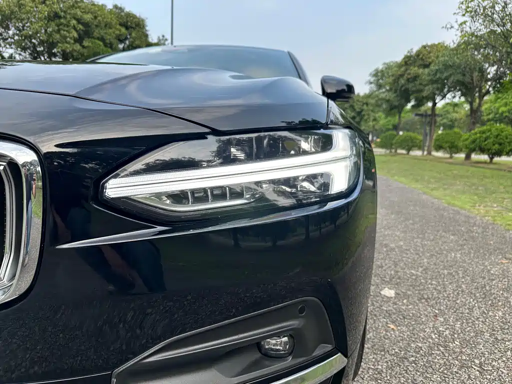 Volvo Volvo S90 2021 B5 Inscription 2020 - thumbnail 4