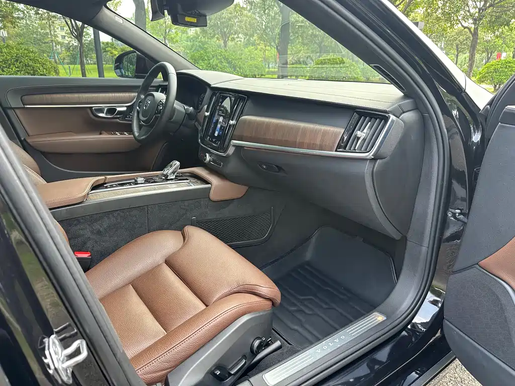 Volvo Volvo S90 2021 B5 Inscription 2020 - thumbnail 5