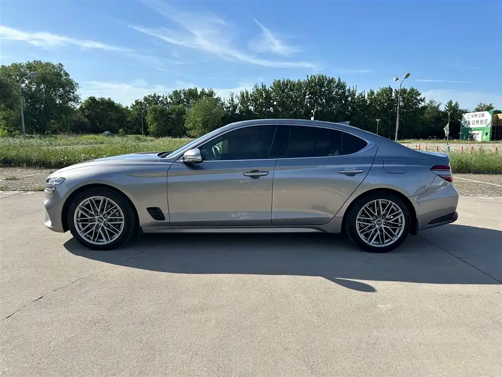 Genesis Genesis G70 2023 2.0T RWD Luxury Edition 2023 - thumbnail 7
