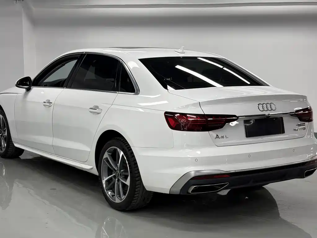 Audi Audi A4L 2022 40 TFSI Fashion Dynamic 2022 - thumbnail 5