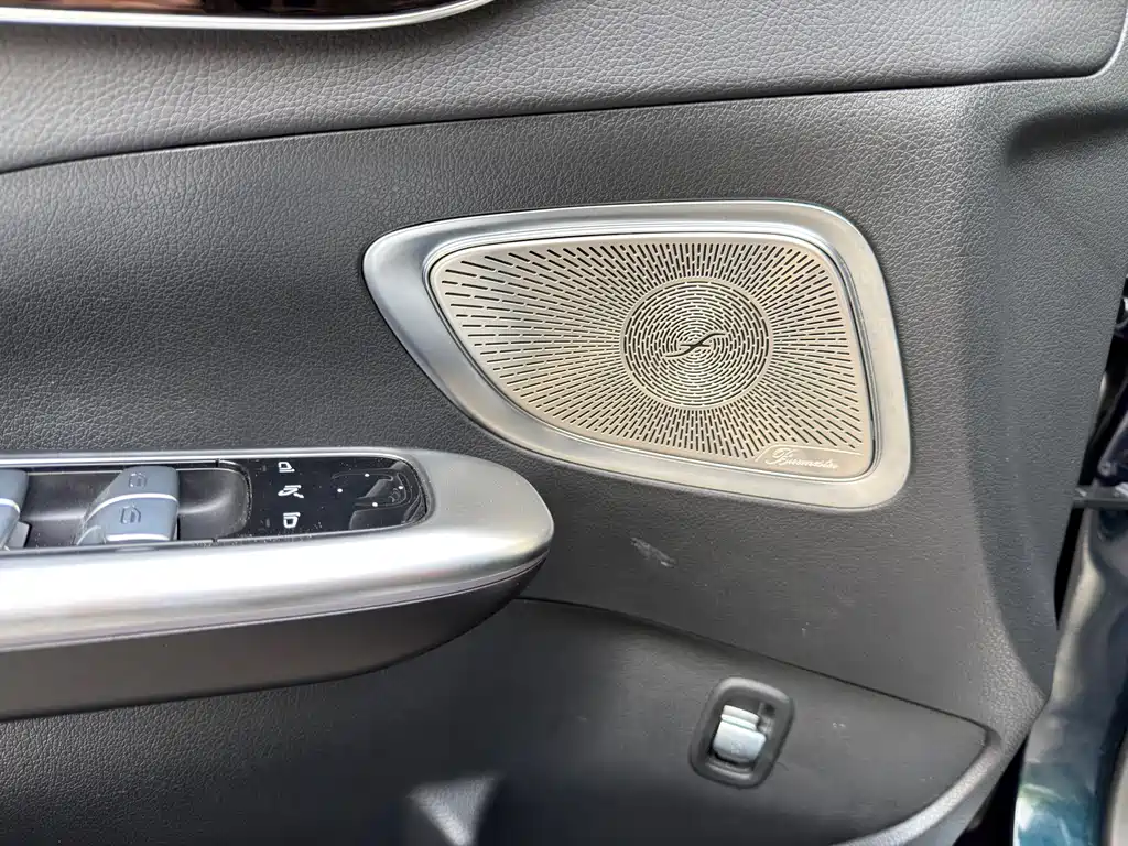 Mercedes-Benz Mercedes-Benz C-Class 2022 C 260 L皓夜运动版 2022 - thumbnail 19