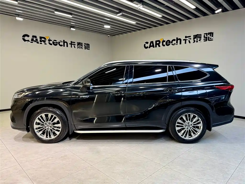 Toyota Highlander 2023 2.5L Hybrid AWD Premium 7-Seater 2024 - thumbnail 7