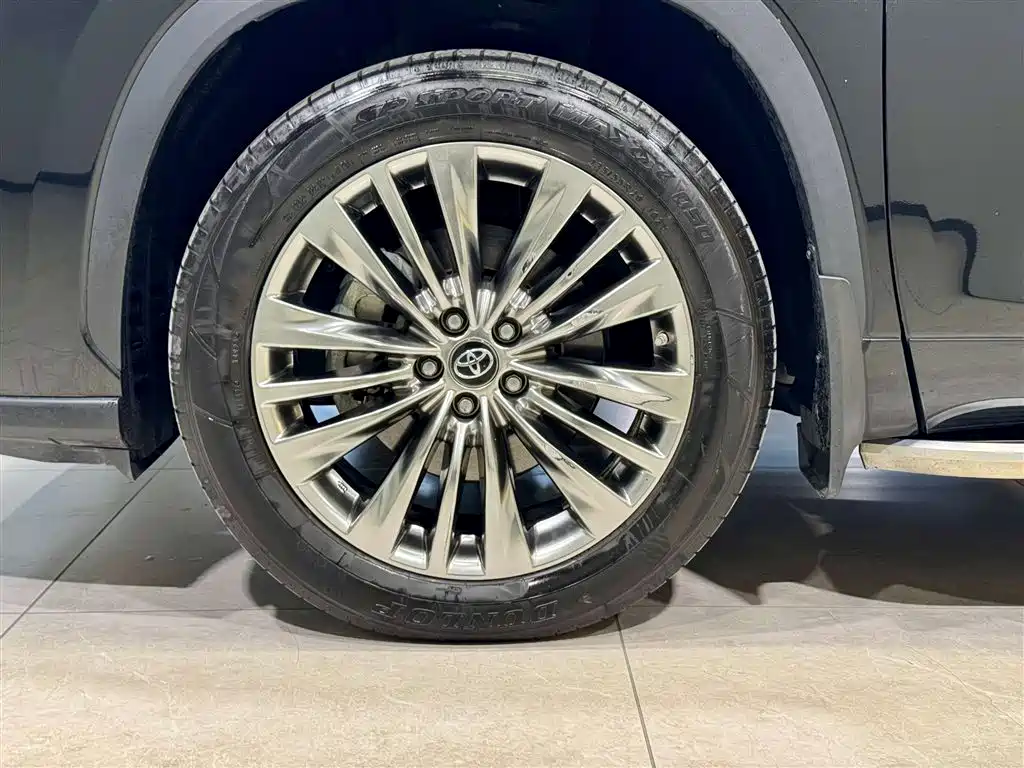 Toyota Highlander 2023 2.5L Hybrid AWD Premium 7-Seater 2024 - thumbnail 10