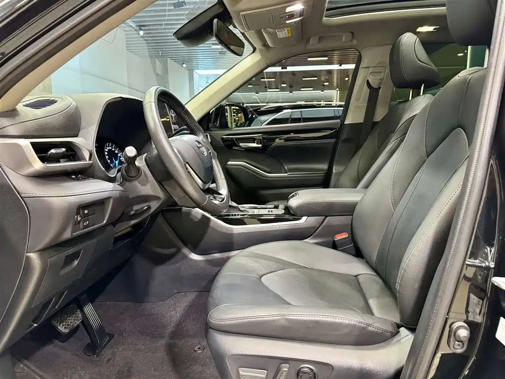 Toyota Highlander 2023 2.5L Hybrid AWD Premium 7-Seater 2024 - thumbnail 18