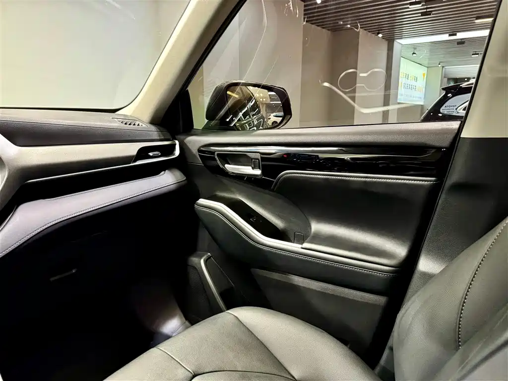 Toyota Highlander 2023 2.5L Hybrid AWD Premium 7-Seater 2024 - thumbnail 29