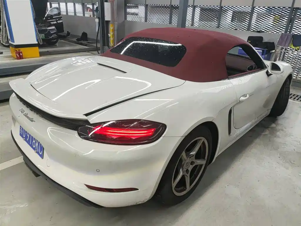 Porsche Porsche 718 Boxster 2.0T 2024 - thumbnail 4