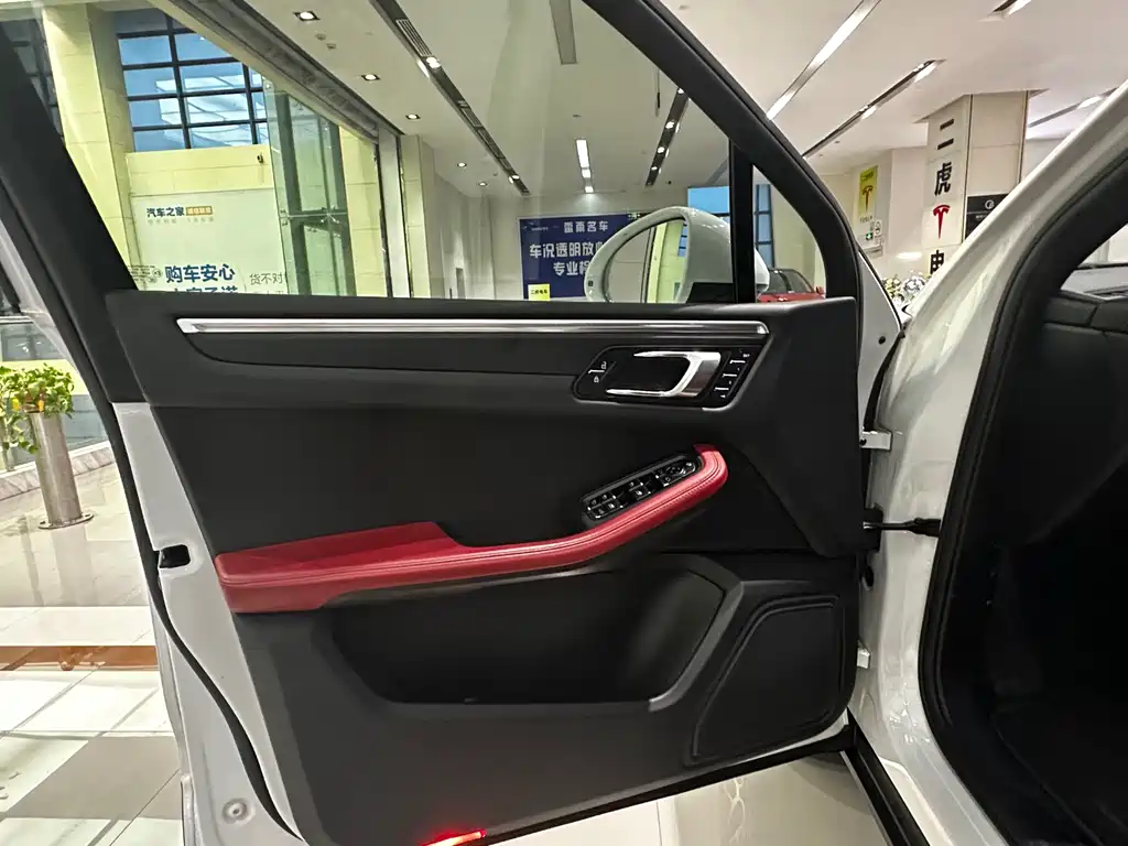 Porsche Porsche Macan 2020 2.0T 2020 - thumbnail 9