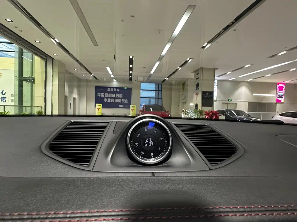 Porsche Porsche Macan 2020 2.0T 2020 - thumbnail 16