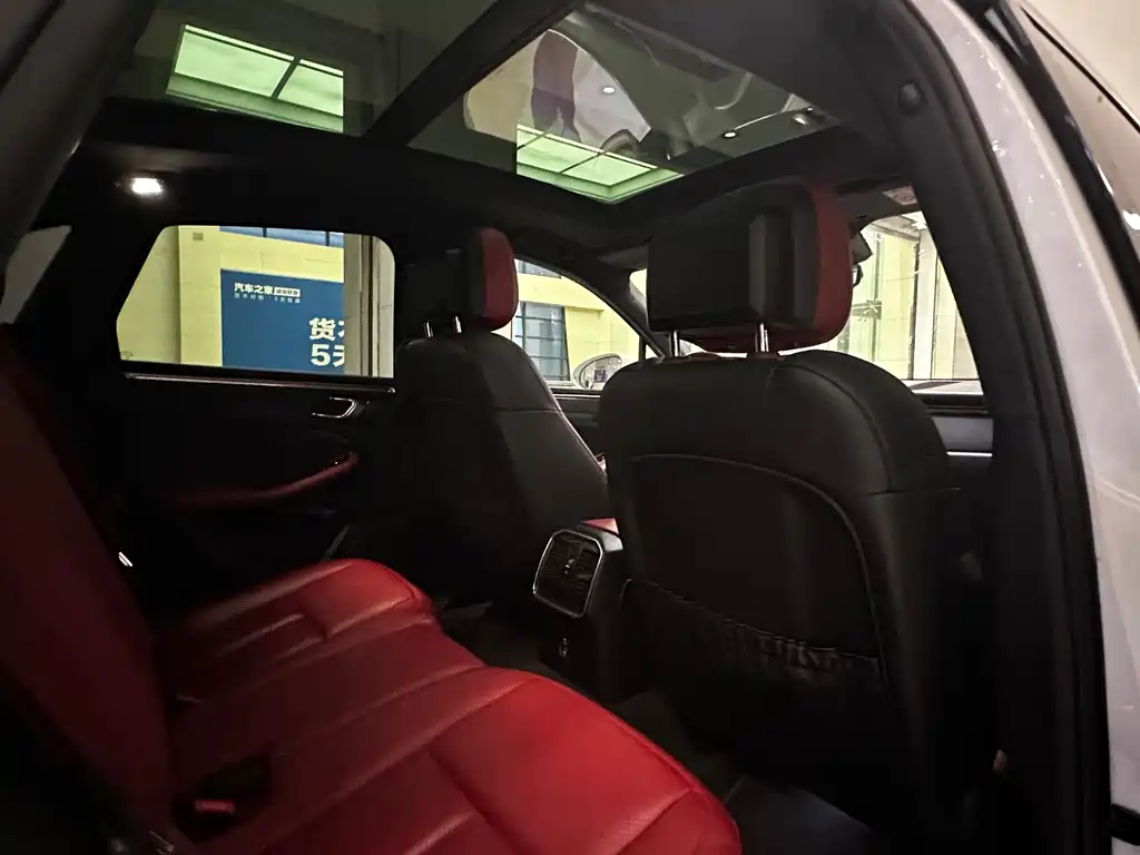 Porsche Porsche Macan 2020 2.0T 2020 - thumbnail 17