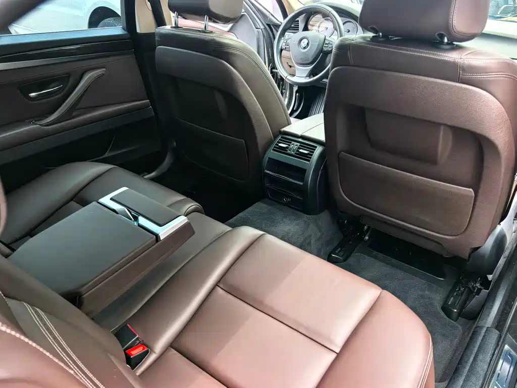 BMW BMW 5 Series 2014 525Li Luxury Design Package 2014 - thumbnail 3