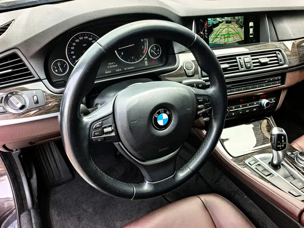 BMW BMW 5 Series 2014 525Li Luxury Design Package 2014 - thumbnail 14