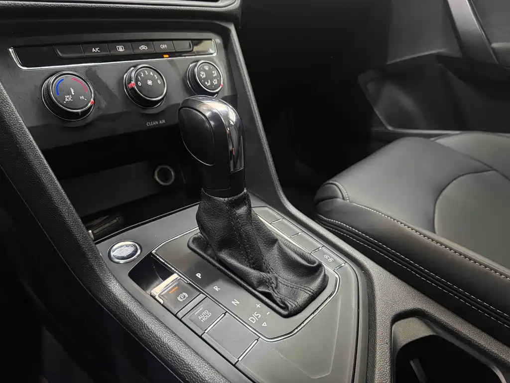 Volkswagen Tharu 2022 280TSI FWD Fashion Edition 2022 - thumbnail 11