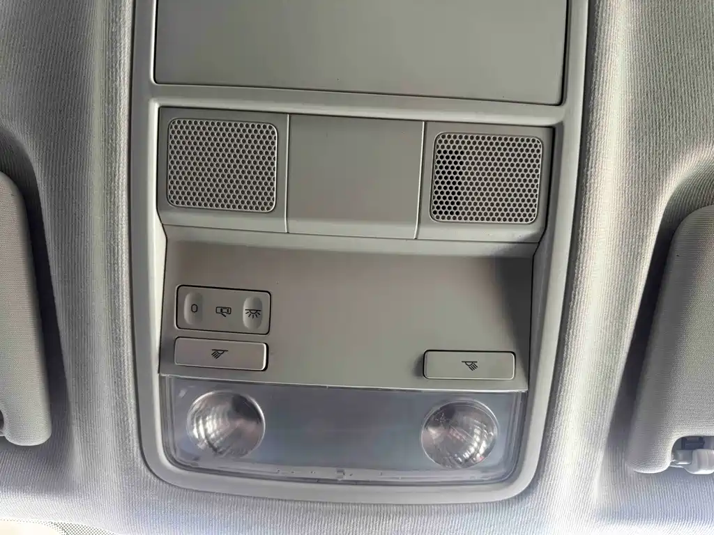 Volkswagen Tharu 2022 280TSI FWD Fashion Edition 2022 - thumbnail 12