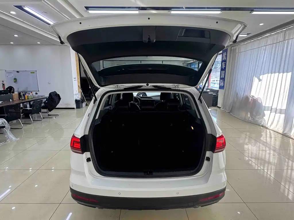 Volkswagen Tharu 2022 280TSI FWD Fashion Edition 2022 - thumbnail 16