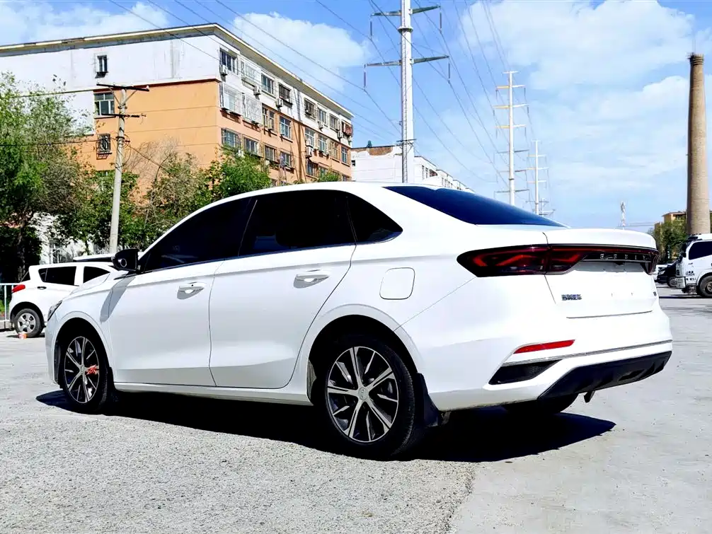Geely Auto Geely Emgrand 2023 4th Generation Champion Edition 1.5L CVT Prestige 2023 - thumbnail 6