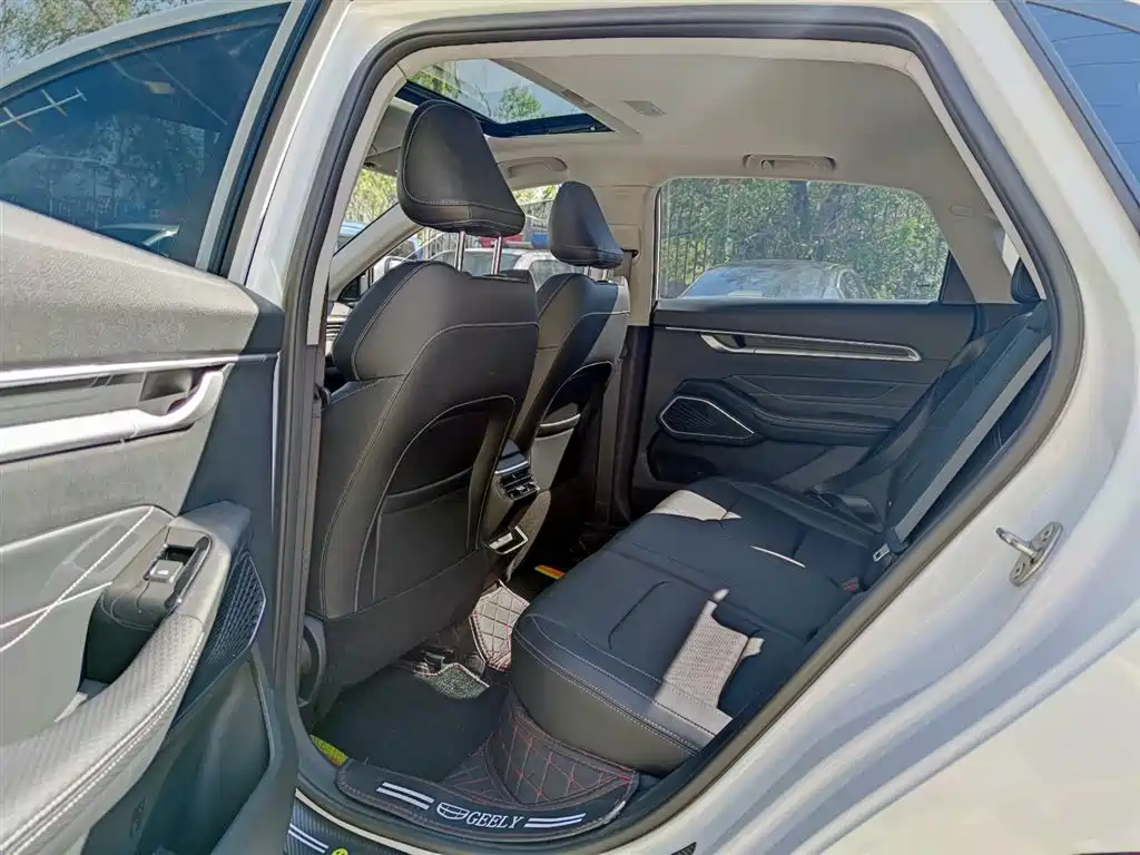 Geely Auto Geely Emgrand 2023 4th Generation Champion Edition 1.5L CVT Prestige 2023 - thumbnail 10