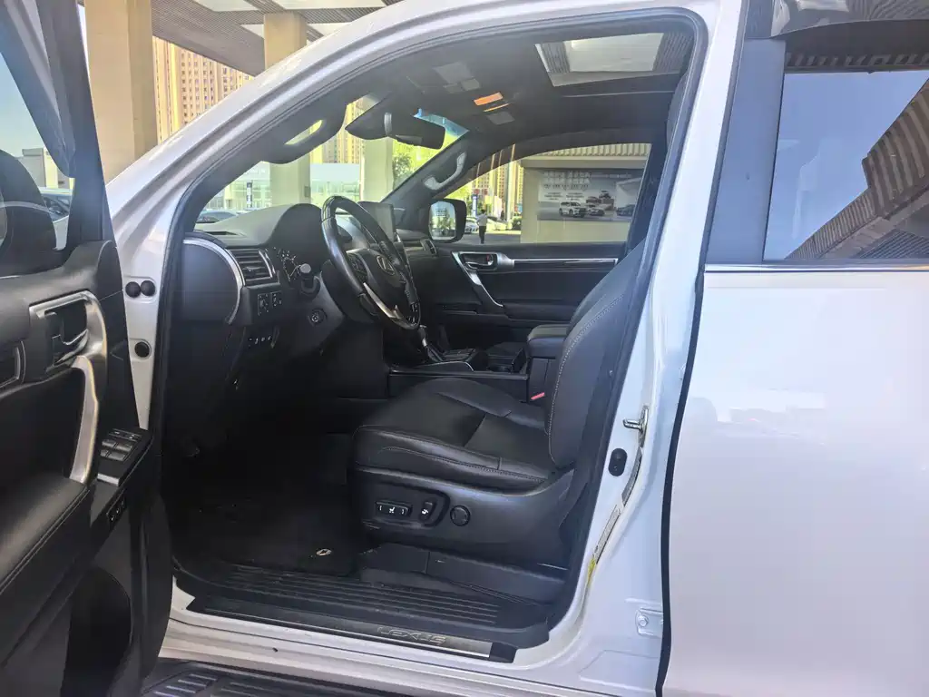 Lexus Lexus GX 2023 460 US Spec 2024 - thumbnail 3
