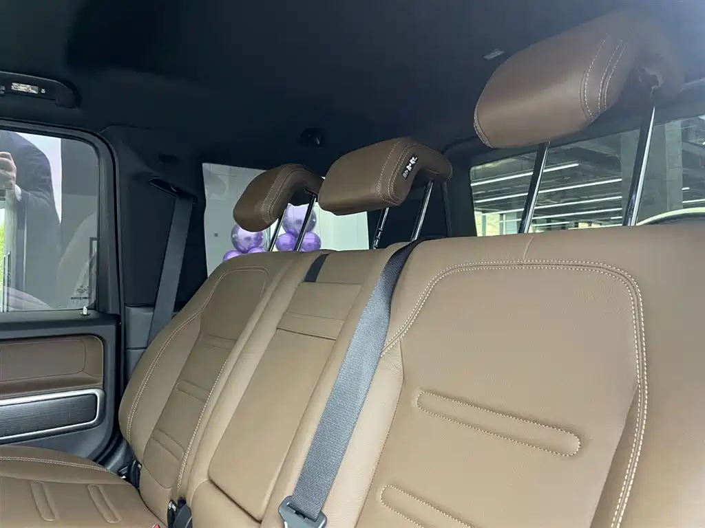 Mercedes-Benz Mercedes-Benz G-Class 2022 G 350 2023 - thumbnail 6