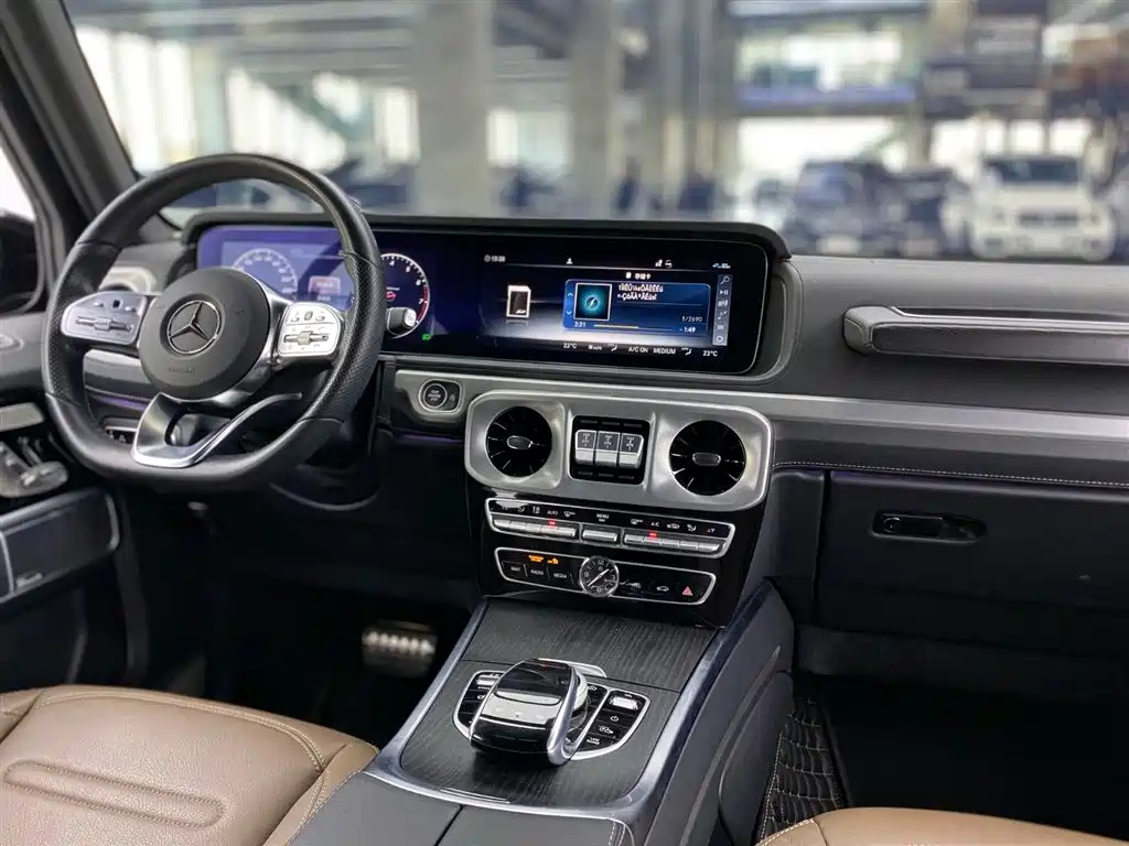 Mercedes-Benz Mercedes-Benz G-Class 2022 G 350 2023 - thumbnail 12