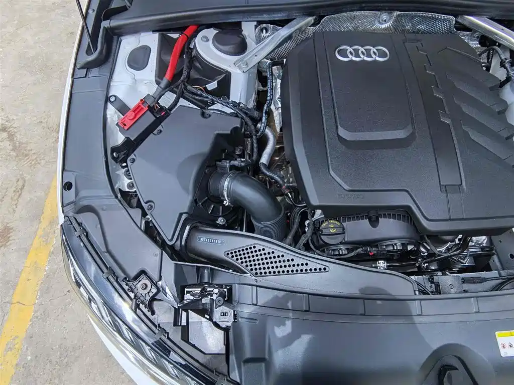 Audi Audi A4L 2024 40 TFSI Luxury Dynamic 2025 - thumbnail 10