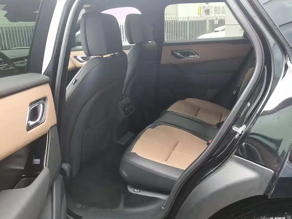 Land Rover Range Rover Velar 2025 Dynamic HSE 2024 - thumbnail 9