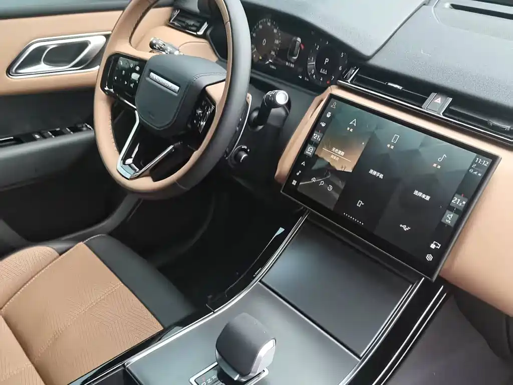 Land Rover Range Rover Velar 2025 Dynamic HSE 2024 - thumbnail 14