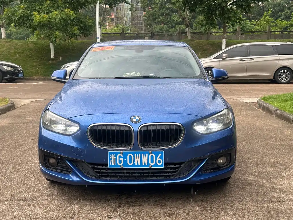 BMW BMW 1 Series 2018 118i Fashion Edition 2018 - thumbnail 2